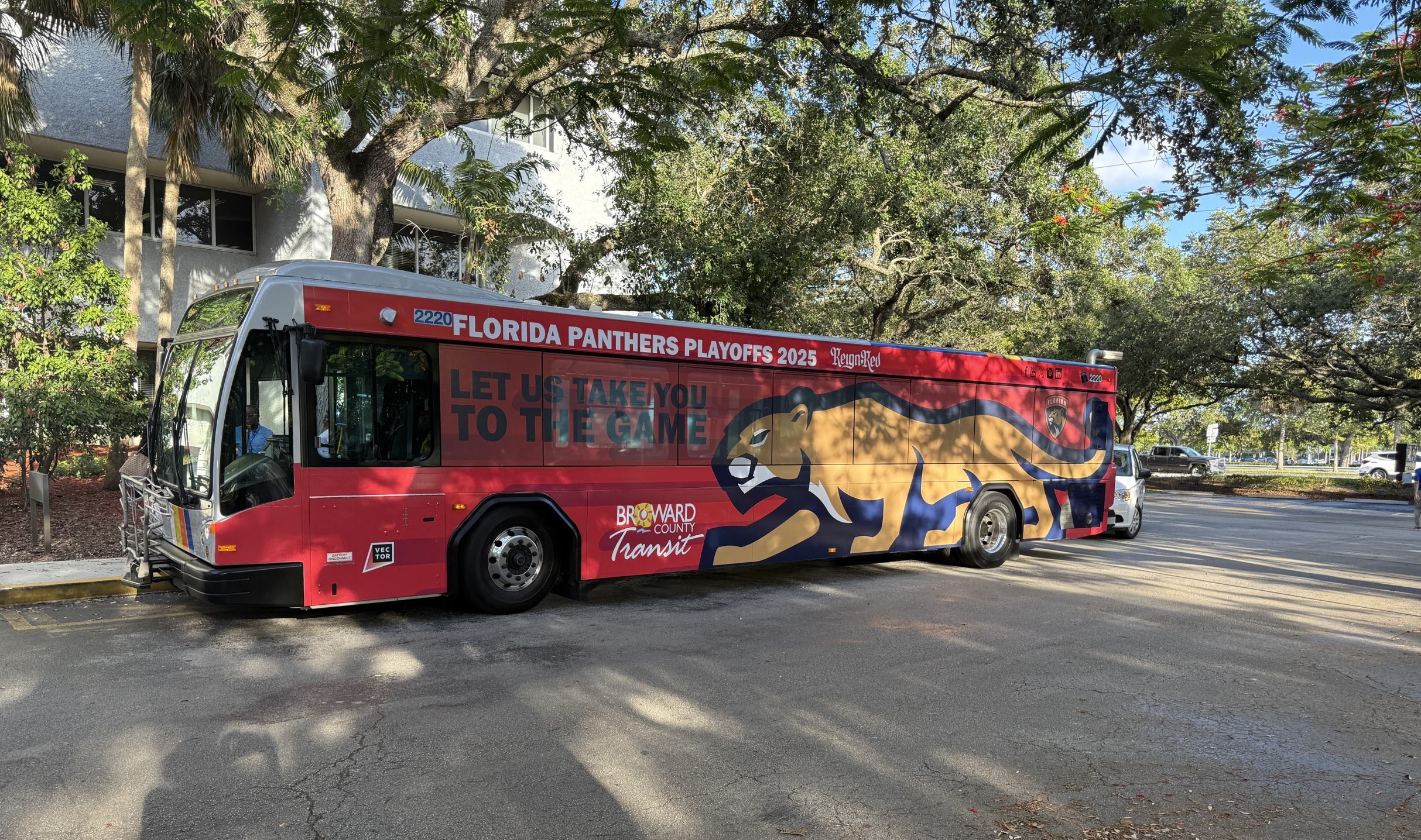 Panther painting on a bus